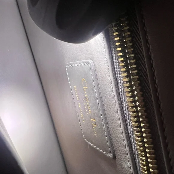 Dior 30 Montaigne Bag Calfskin - Picture 8 of 11